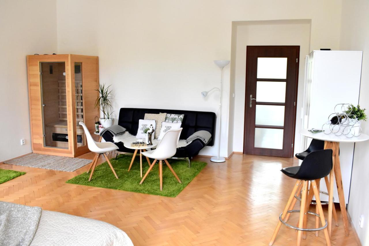 Wellness Apartments Florenc Прага Екстер'єр фото