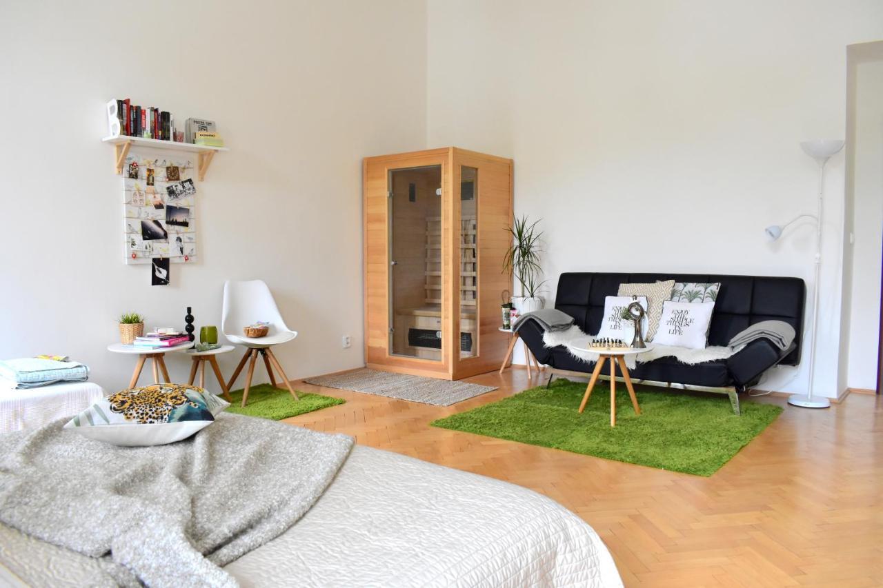 Wellness Apartments Florenc Прага Екстер'єр фото