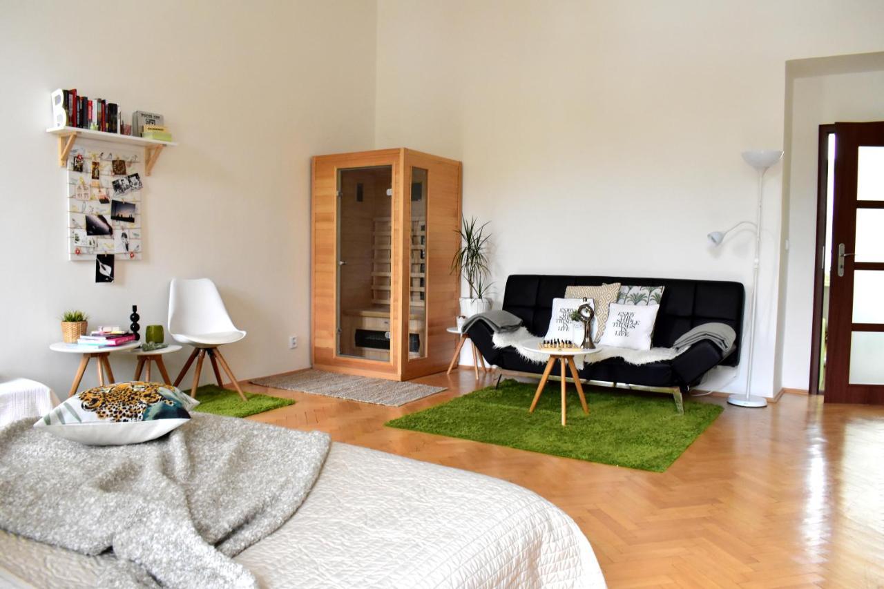 Wellness Apartments Florenc Прага Екстер'єр фото
