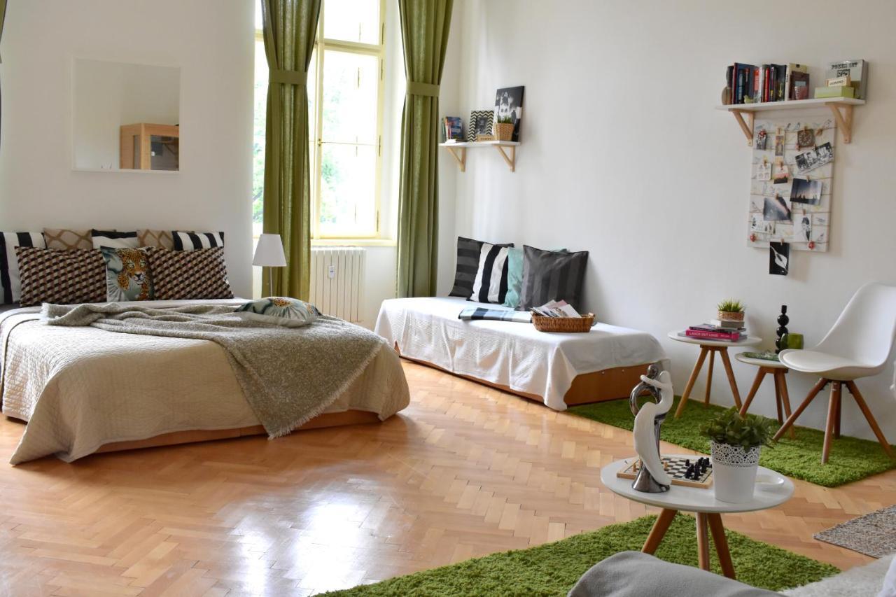 Wellness Apartments Florenc Прага Екстер'єр фото