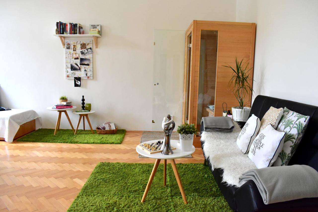 Wellness Apartments Florenc Прага Екстер'єр фото