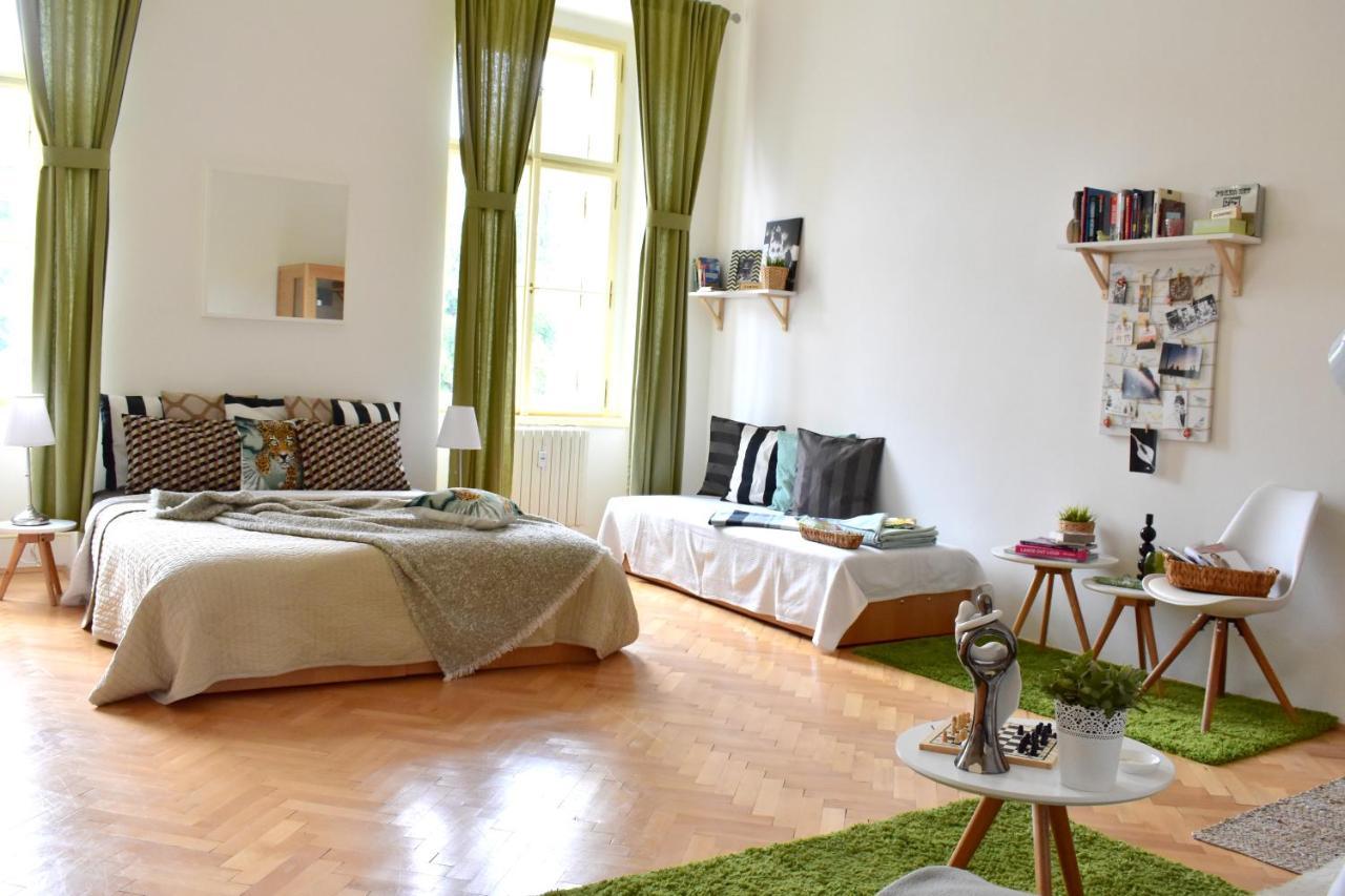 Wellness Apartments Florenc Прага Екстер'єр фото