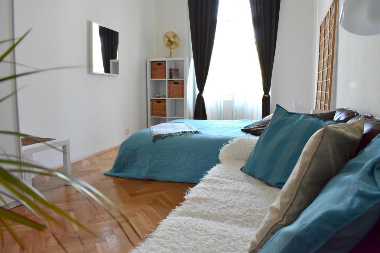 Wellness Apartments Florenc Прага Екстер'єр фото