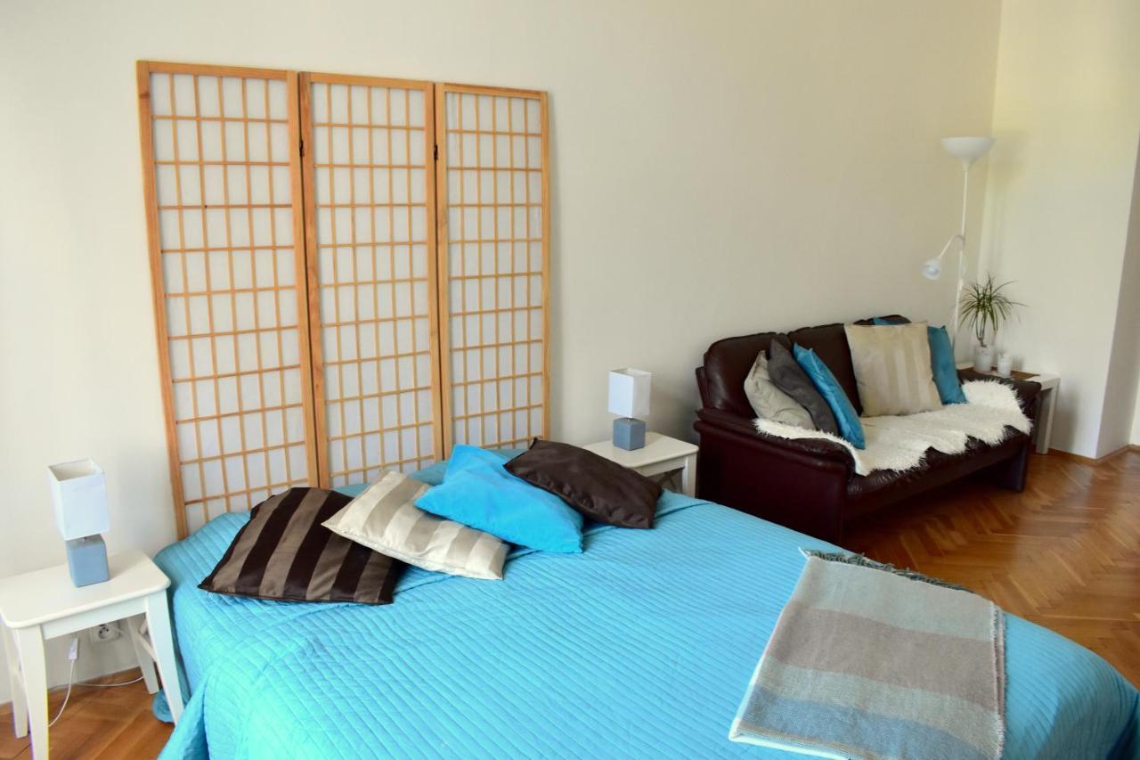 Wellness Apartments Florenc Прага Екстер'єр фото