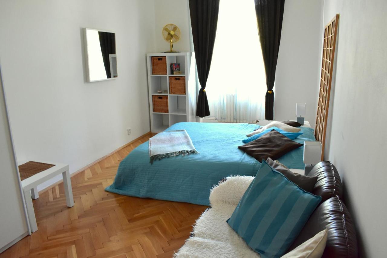 Wellness Apartments Florenc Прага Екстер'єр фото